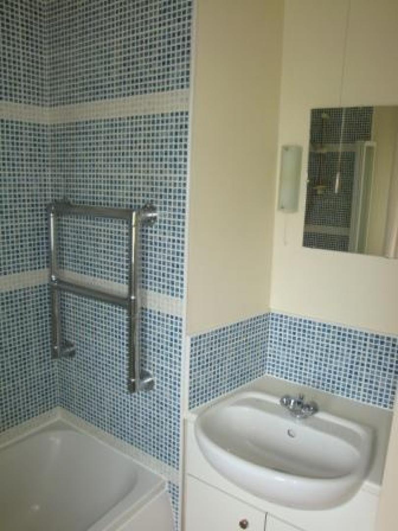 			NEW INSTRUCTION, 3 Bedroom, 1 bath, 1 reception Flat			 Shoot Up Hill, KILBURN